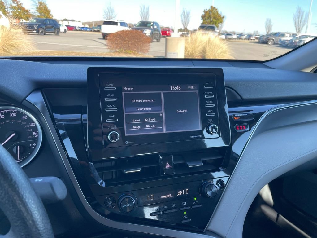 Used 2024 Toyota Camry LE image 15