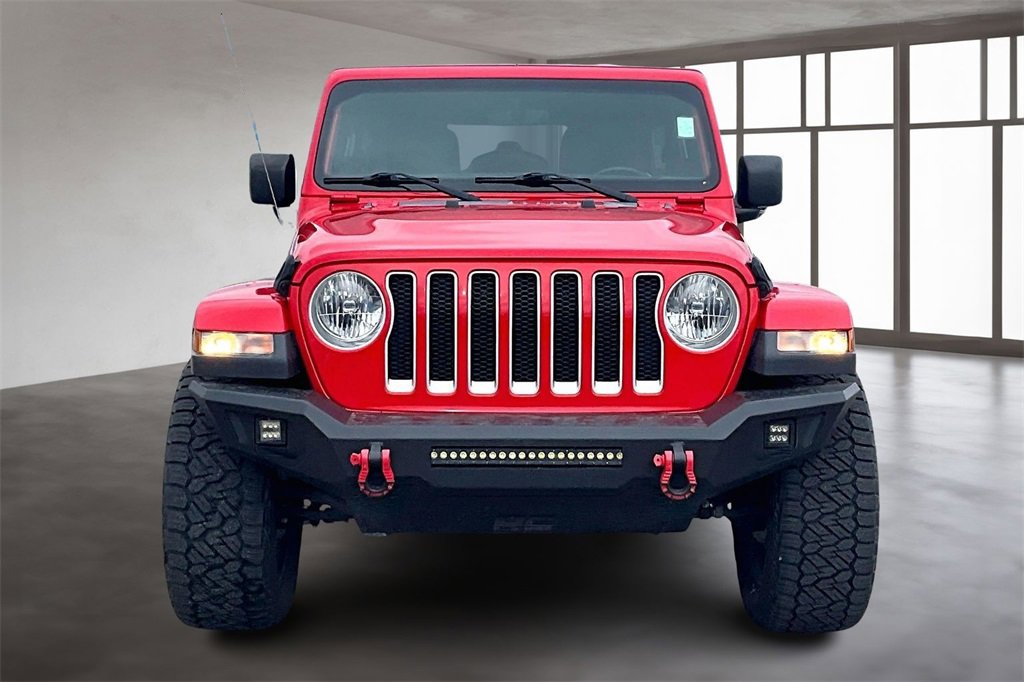 Used 2018 Jeep Wrangler Unlimited Sahara image 3