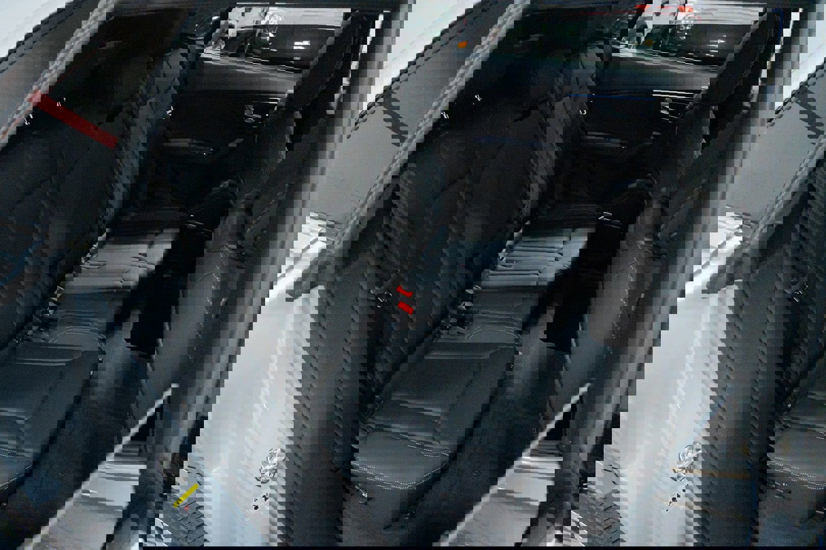 Used 2019 Audi Q8 Prestige w/ Towing Package image 27