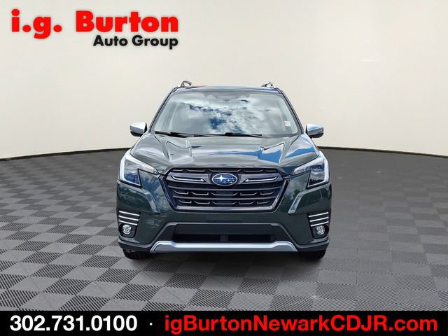 Used 2023 Subaru Forester Touring AWD/4WD image 2