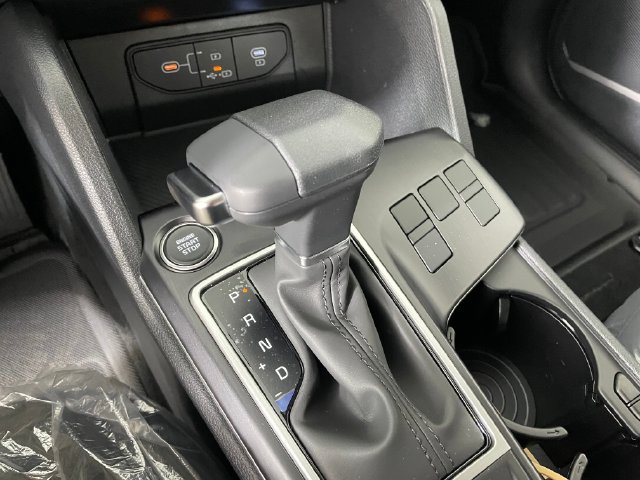 New 2026 Kia Sportage LX FWD image 4