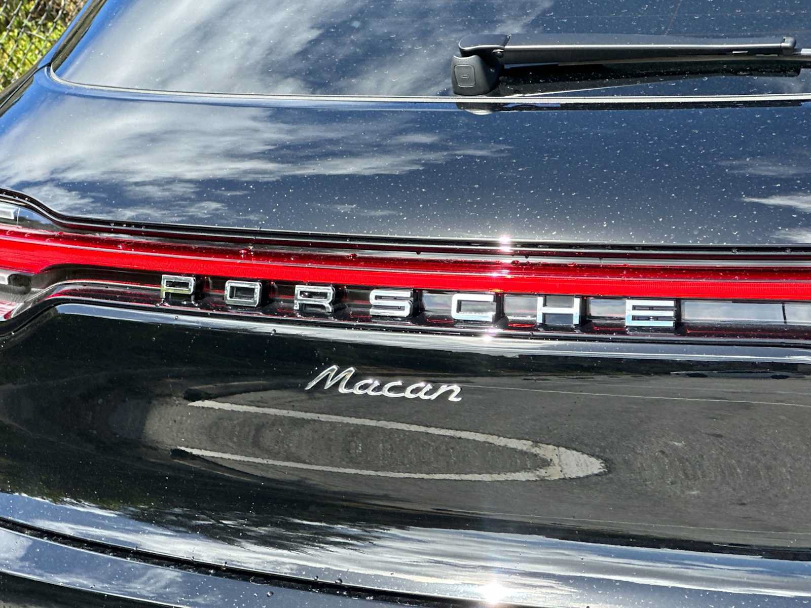 New 2025 Porsche Macan AWD/4WD image 25