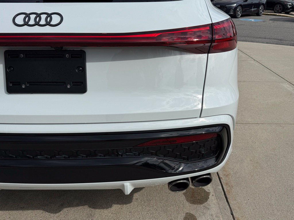 New 2026 Audi SQ5 Premium Plus AWD/4WD image 13