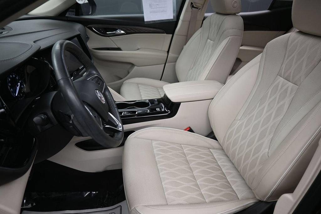 Used 2023 Buick Envision Avenir AWD/4WD image 27