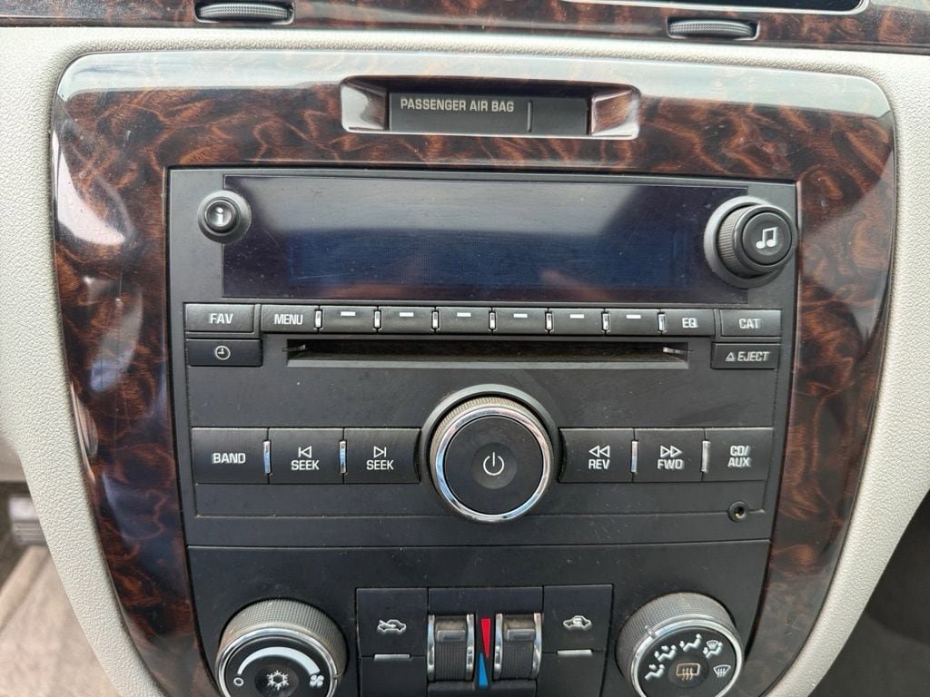 Used 2012 Chevrolet Impala LT w/ LT Sunroof Package FWD image 25