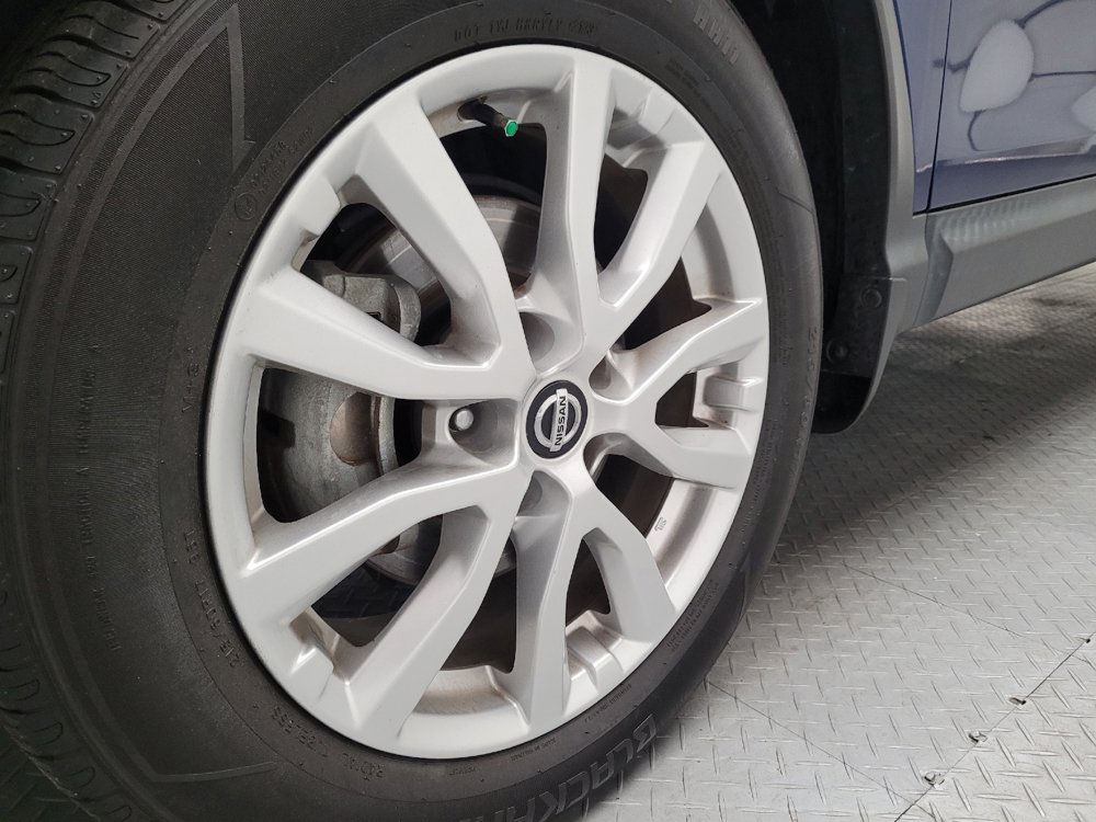 Used 2021 Nissan Rogue Sport S FWD image 31