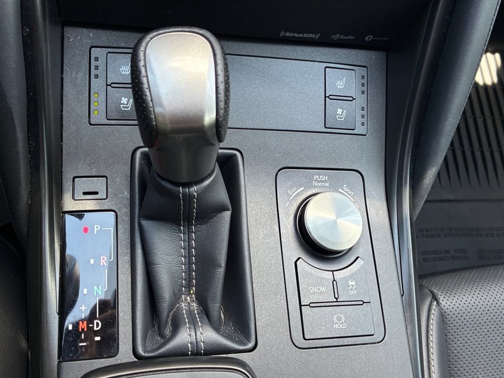 Used 2022 Lexus IS 350 F Sport w/ Navigation Package RWD image 10