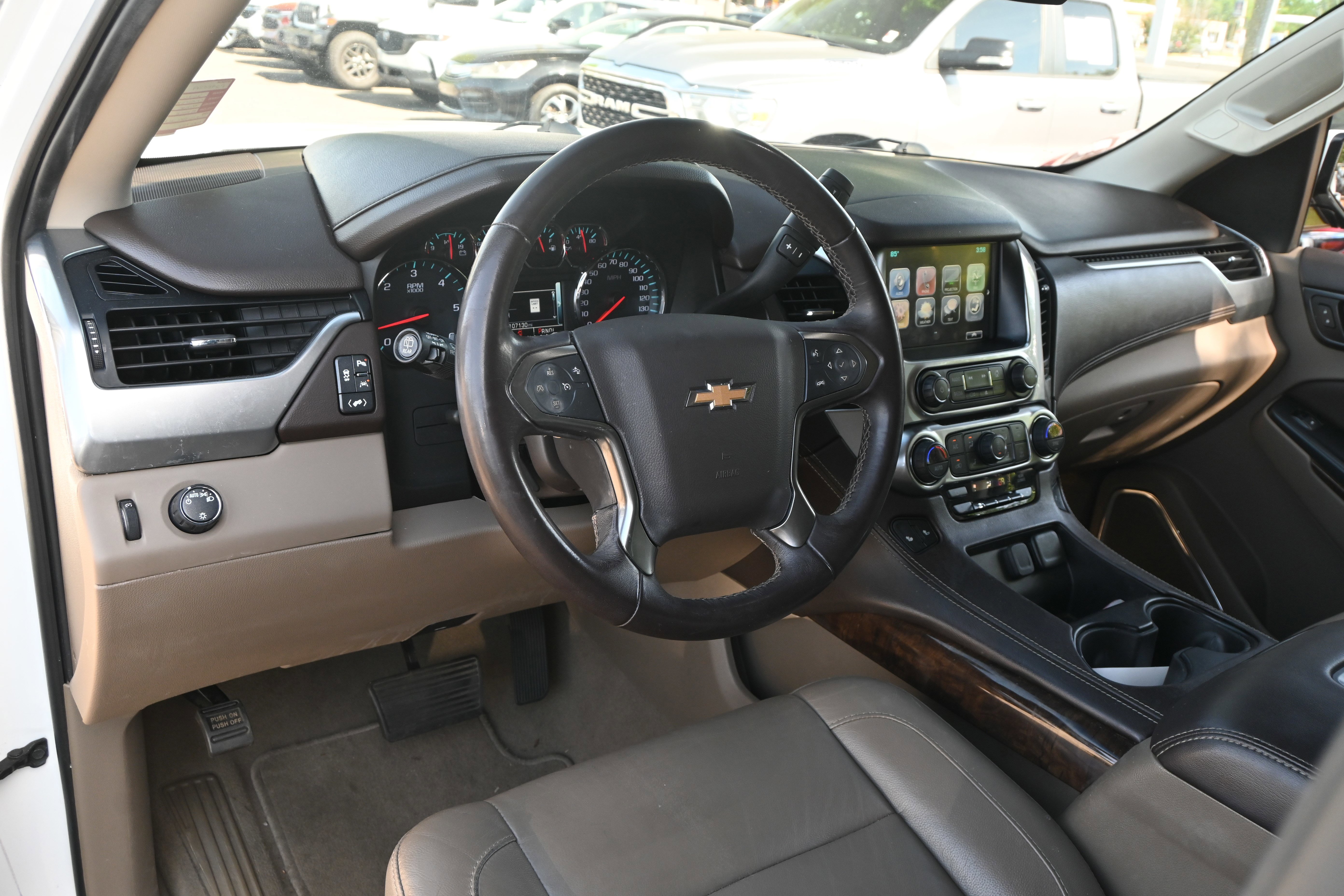 Used 2020 Chevrolet Tahoe LT image 3