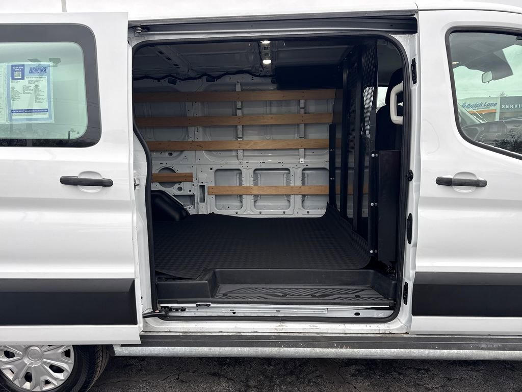 Used 2024 Ford Transit 250 Low Roof w/ Exterior Upgrade Package image 17
