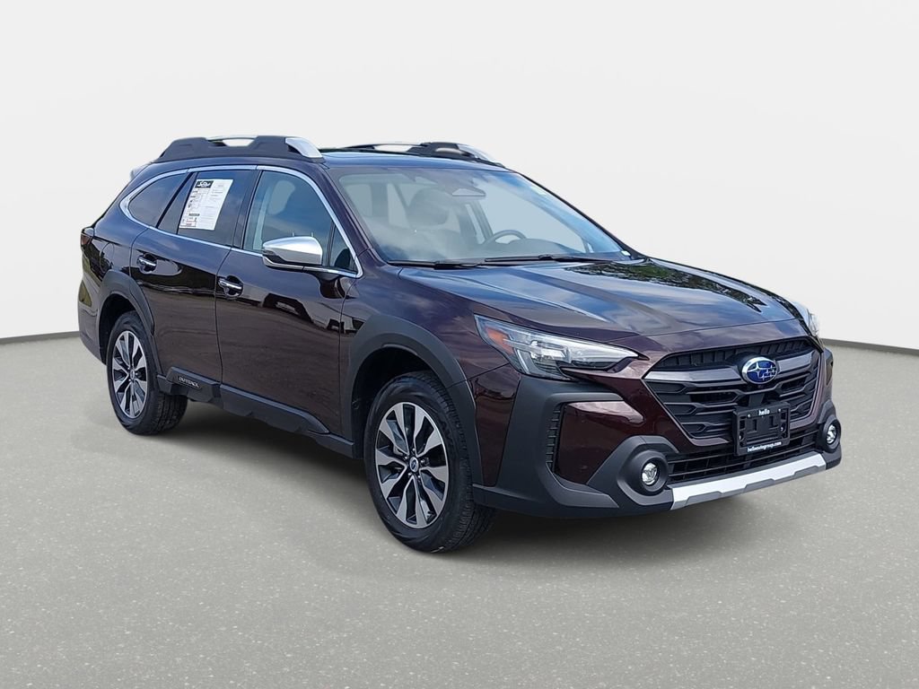 Certified 2025 Subaru Outback Touring AWD/4WD image 3