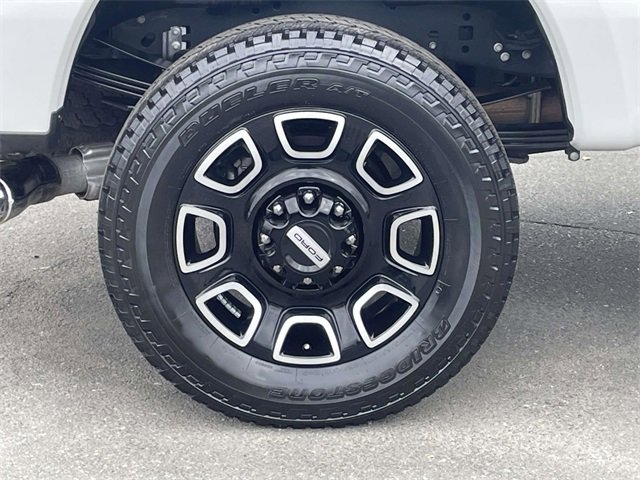 Certified 2025 Ford F350 Platinum w/ FX4 Off-Road Package image 7