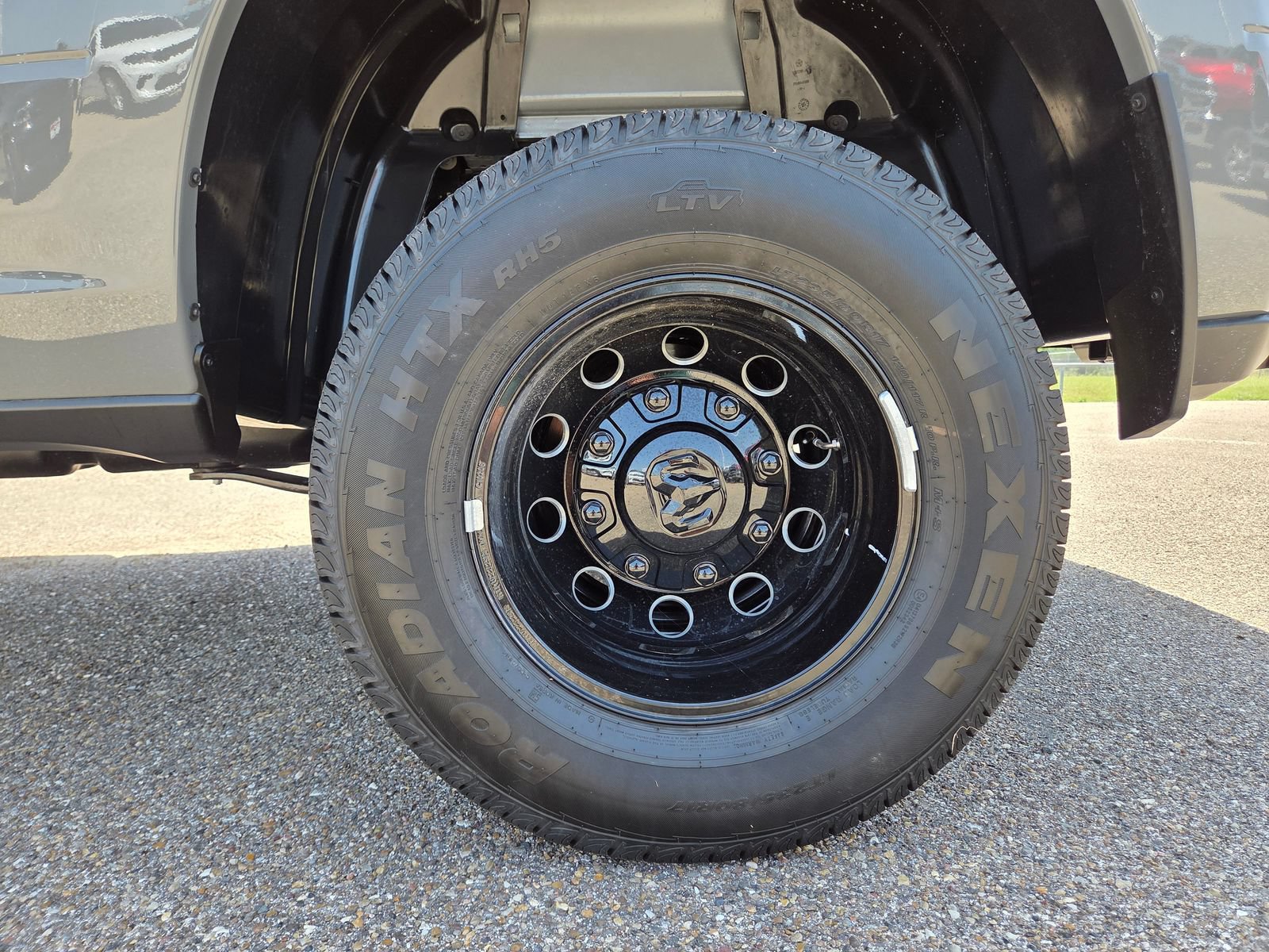 New 2026 RAM 3500 Lone Star AWD/4WD image 9