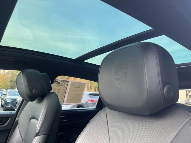 Used 2019 Porsche Cayenne Base image 38