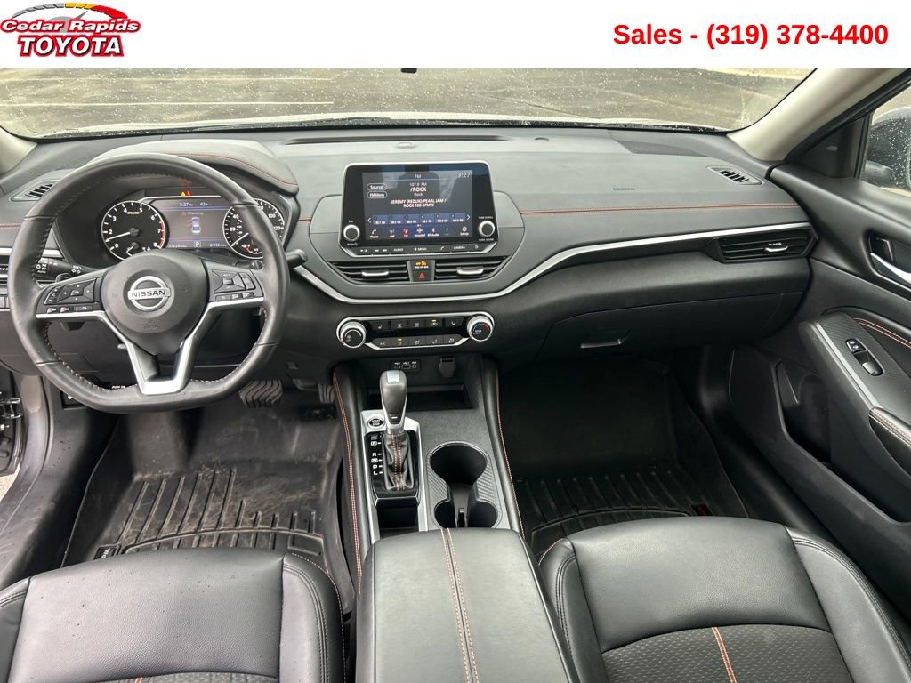 Used 2022 Nissan Altima 2.5 SR w/ Midnight Edition Package image 14