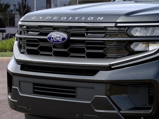 New 2027 Ford Expedition Max Platinum w/ Driver's Package AWD/4WD image 17