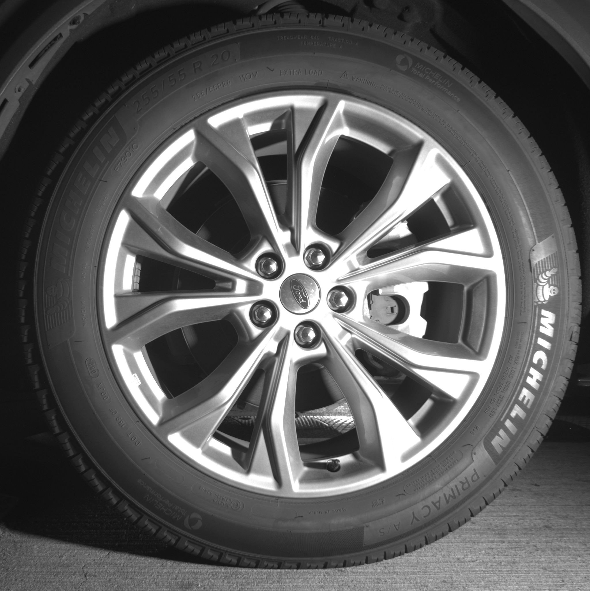 Used 2024 Ford Explorer Limited image 12