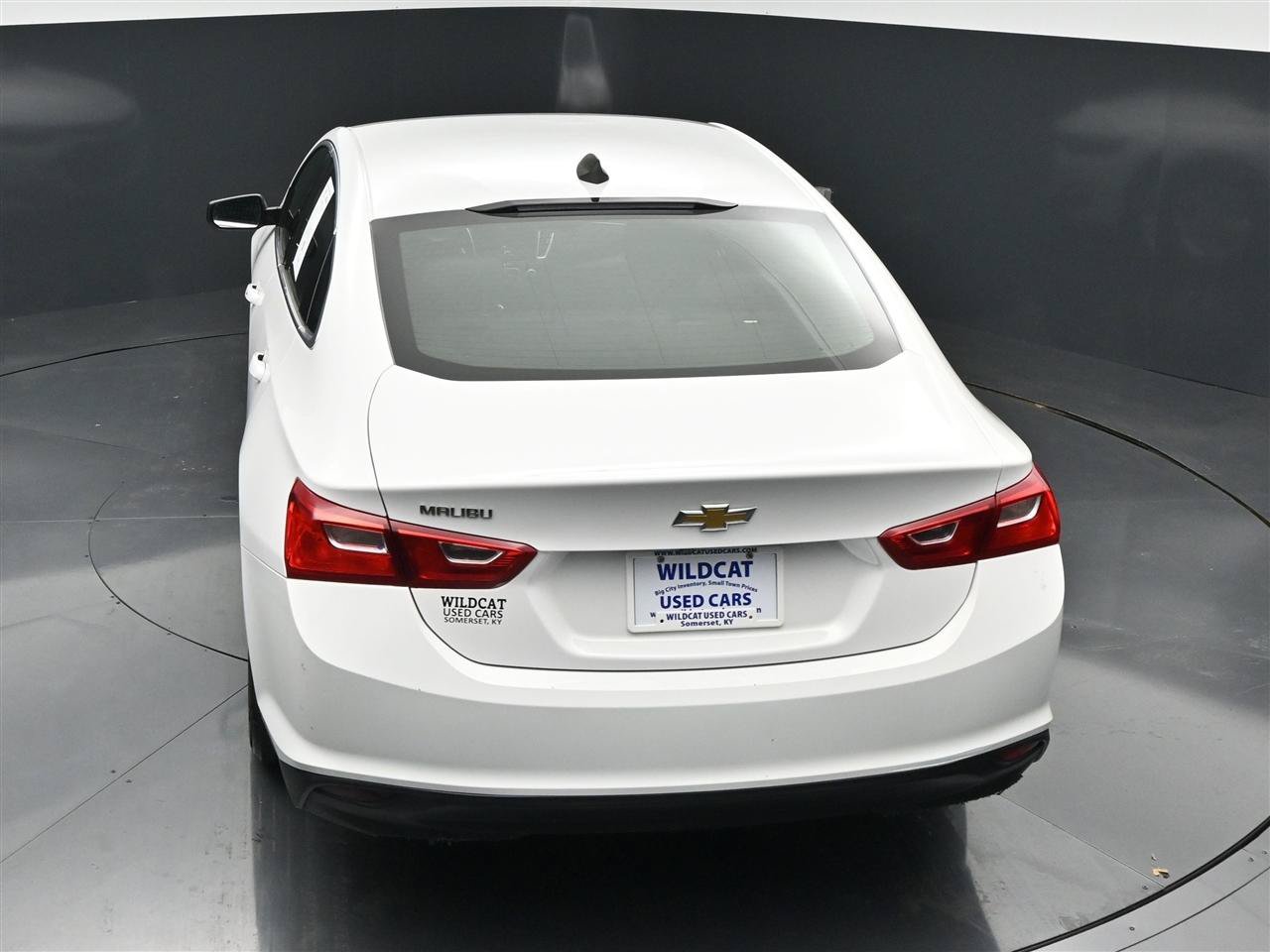 Used 2020 Chevrolet Malibu LS FWD image 25