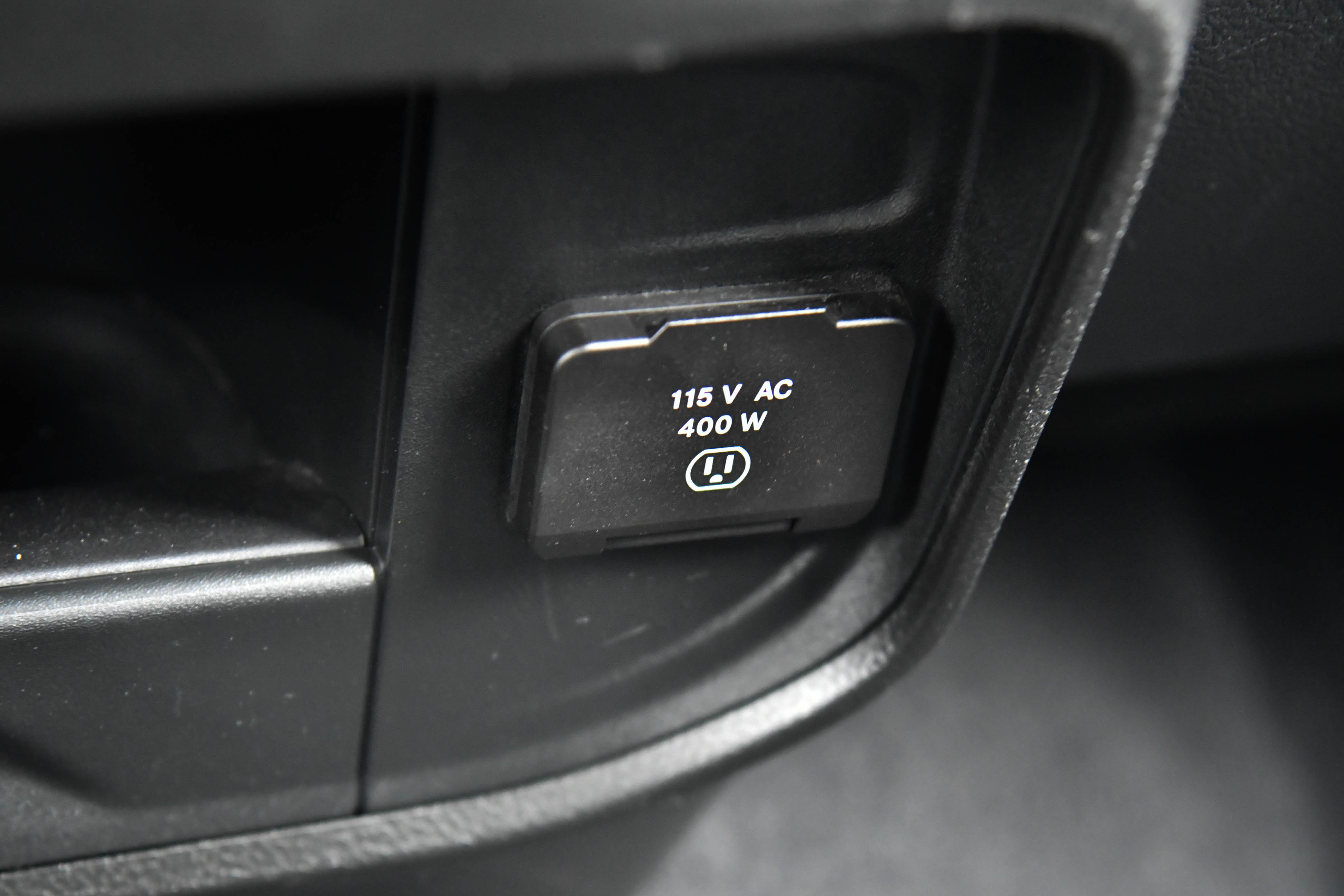 Used 2024 RAM 2500 Big Horn w/ Night Edition image 26