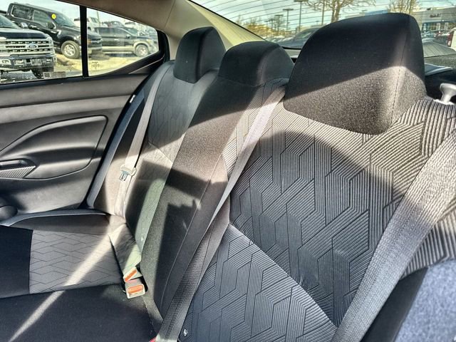 Used 2024 Nissan Versa SV w/ Trunk Package image 18