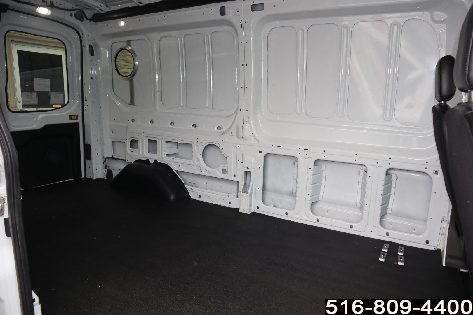 Used 2024 Ford Transit 250 148 Medium Roof RWD image 24