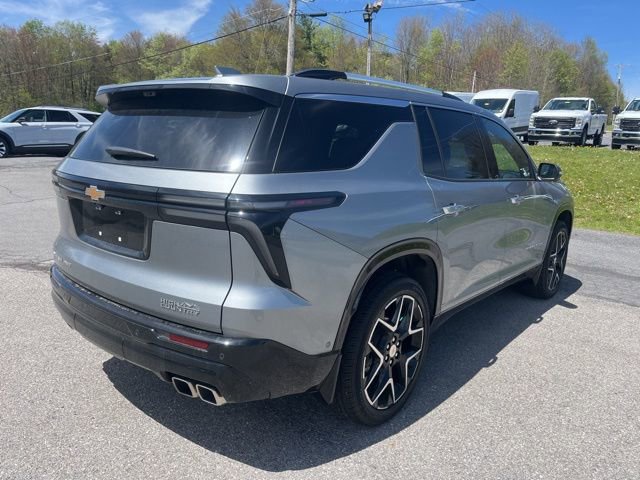 Used 2025 Chevrolet Traverse High Country w/ LPO, Floor Liner Package AWD/4WD image 6
