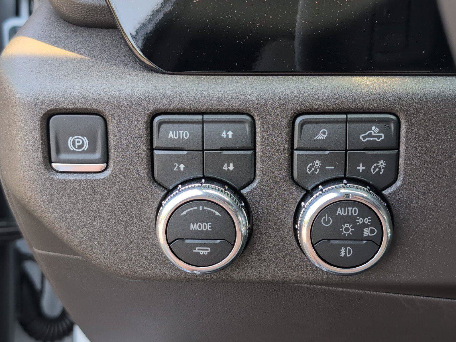 New 2026 GMC Sierra 1500 SLT w/ SLT Premium Plus Package AWD/4WD image 30