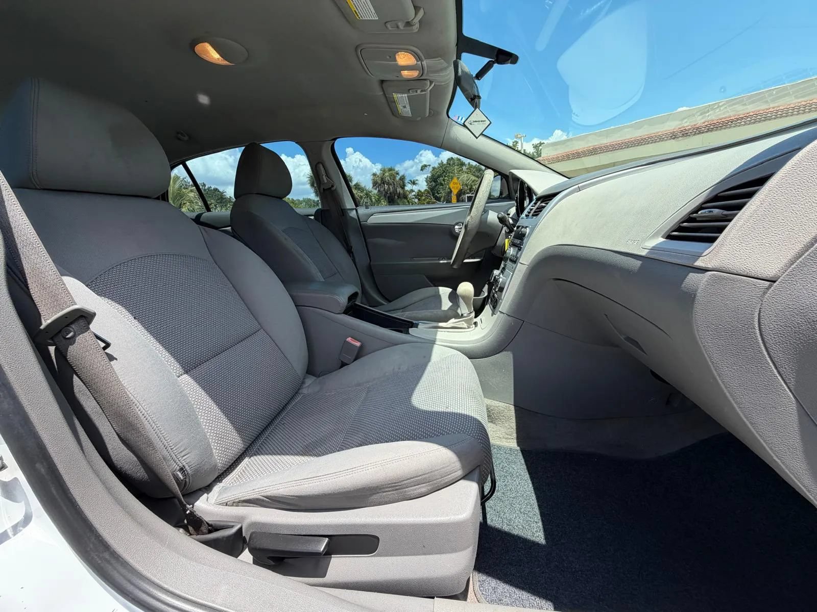 Used 2010 Chevrolet Malibu LS FWD image 19