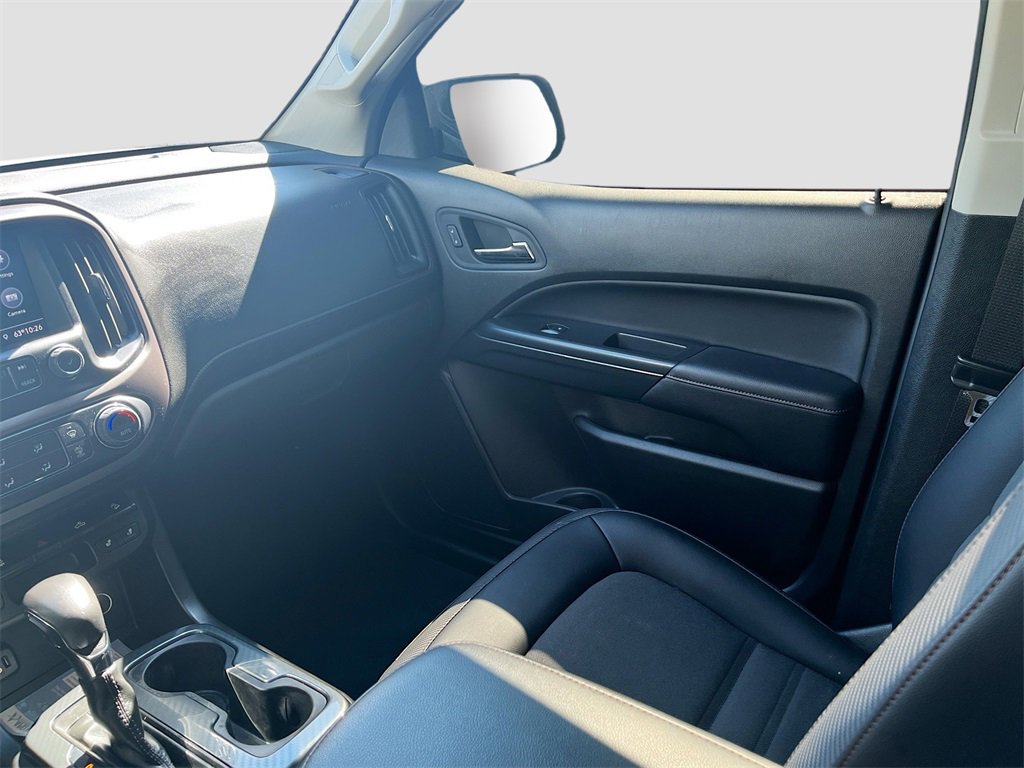 Used 2022 GMC Canyon AT4 w/ Trailering Package image 22