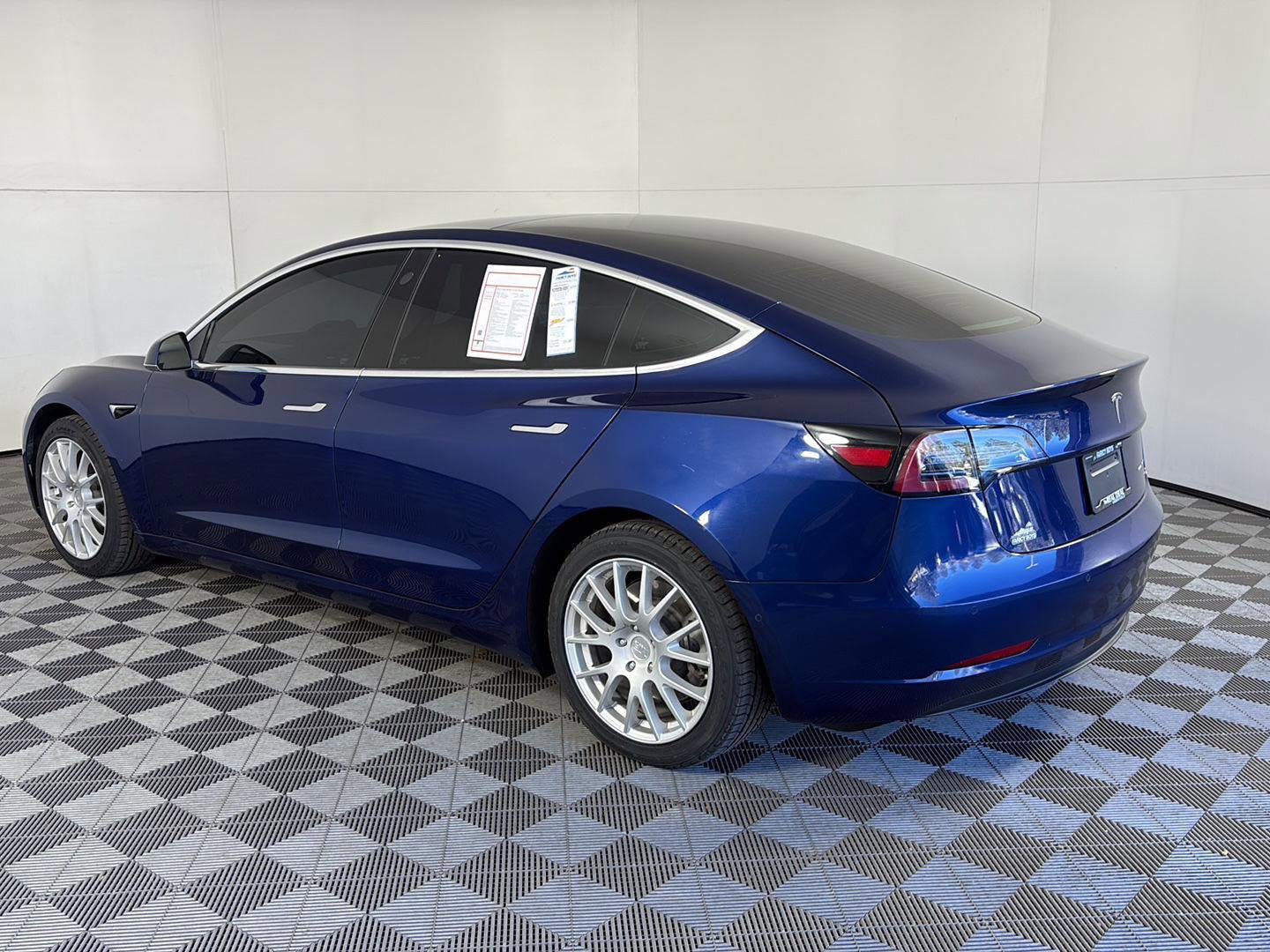 Used 2019 Tesla Model 3 Long Range image 7
