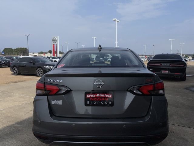 New 2025 Nissan Versa SR FWD image 3