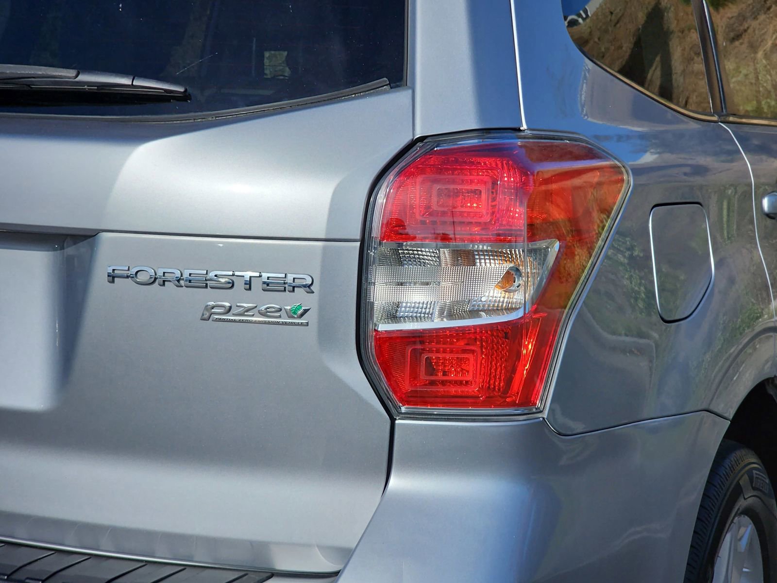 Used 2015 Subaru Forester 2.5i Limited w/ Popular Package #2 AWD/4WD image 36