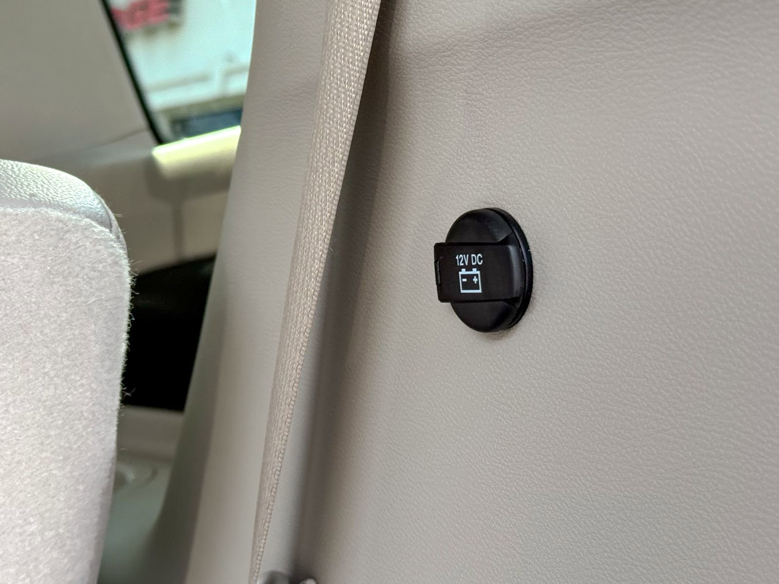 Used 2021 Chrysler Pacifica Touring-L image 42