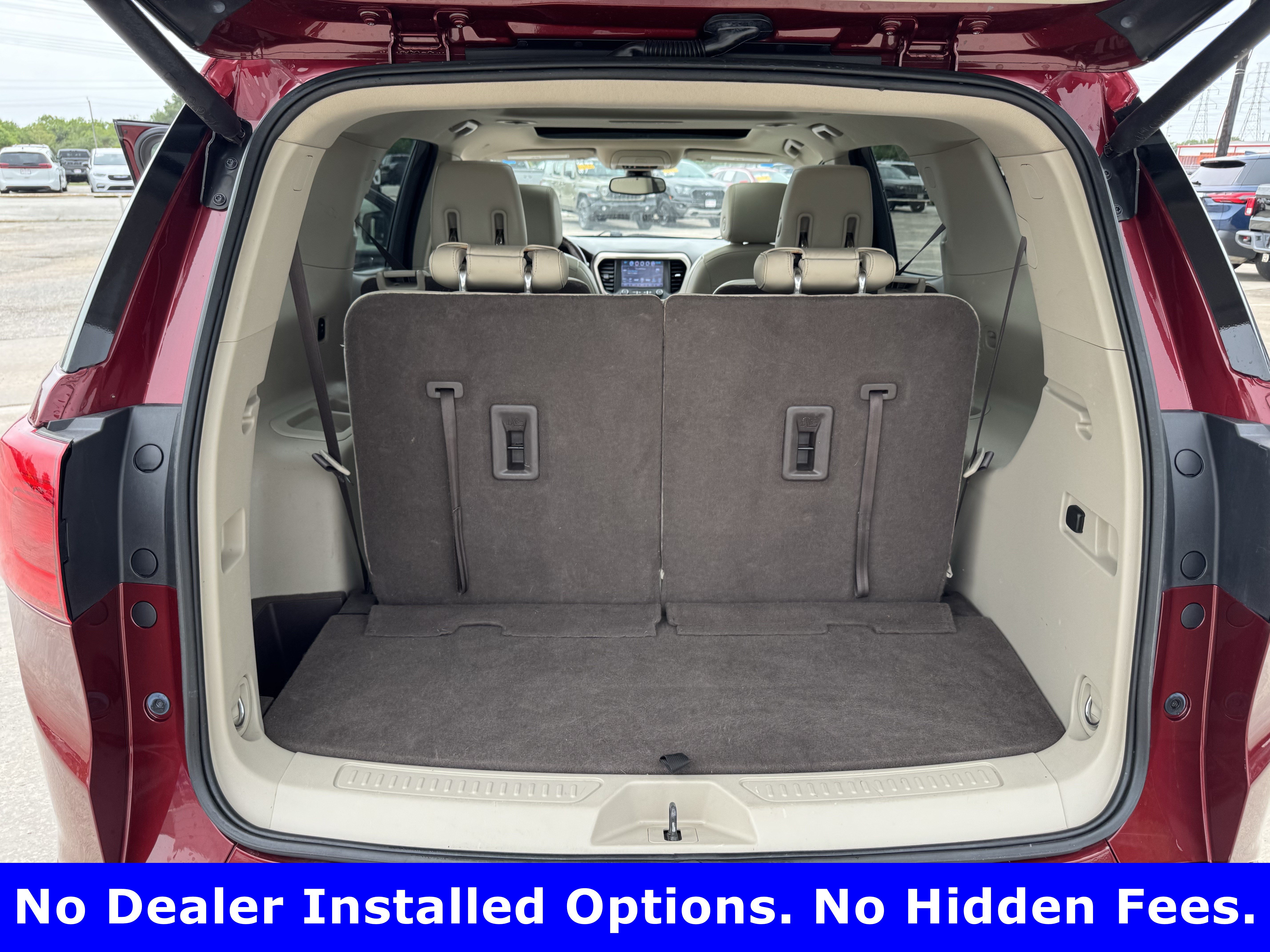 Used 2018 GMC Acadia Denali w/ Technology Package FWD image 27