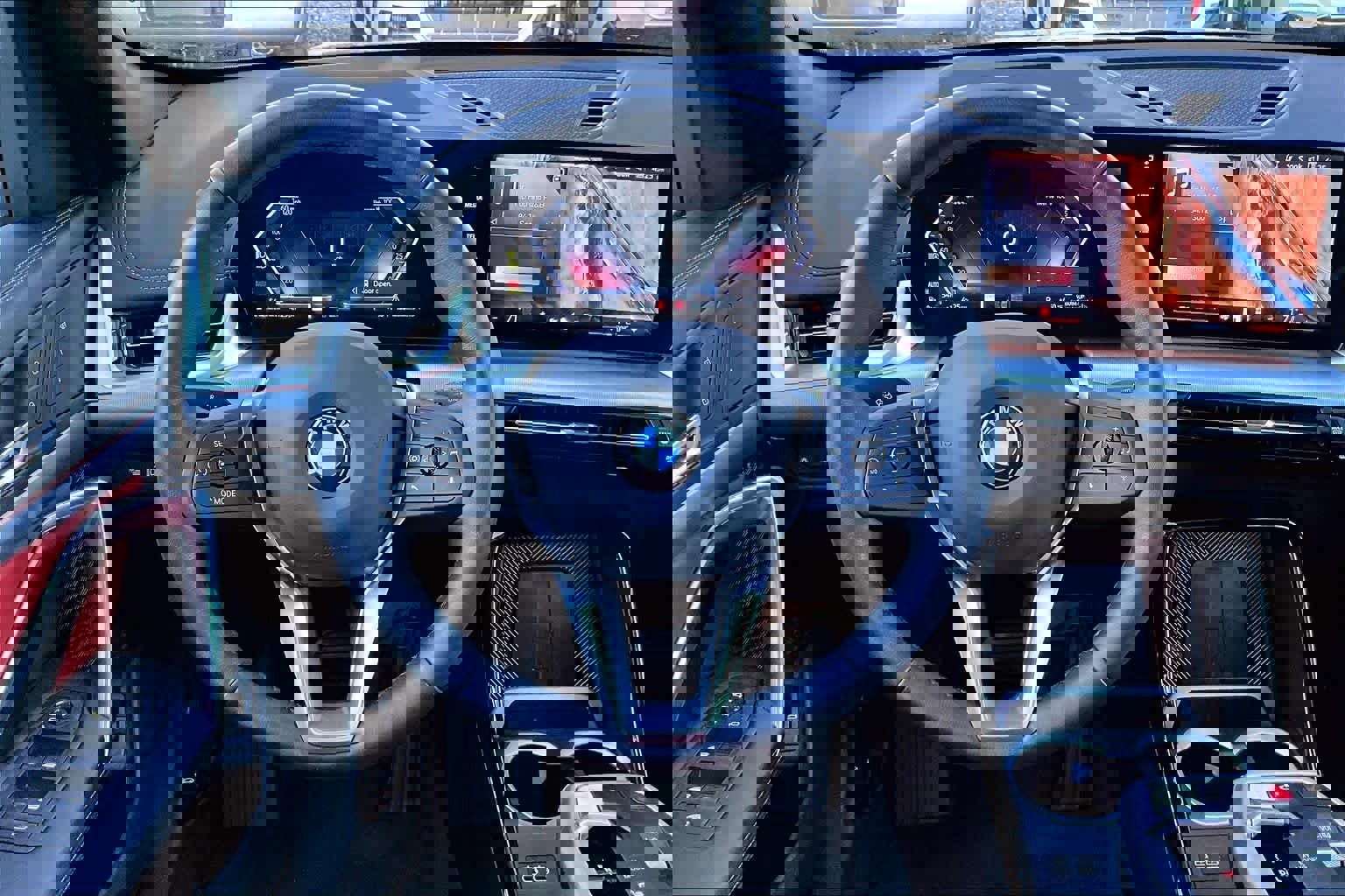 Certified 2025 BMW X1 xDrive28i w/ Technology Package image 5