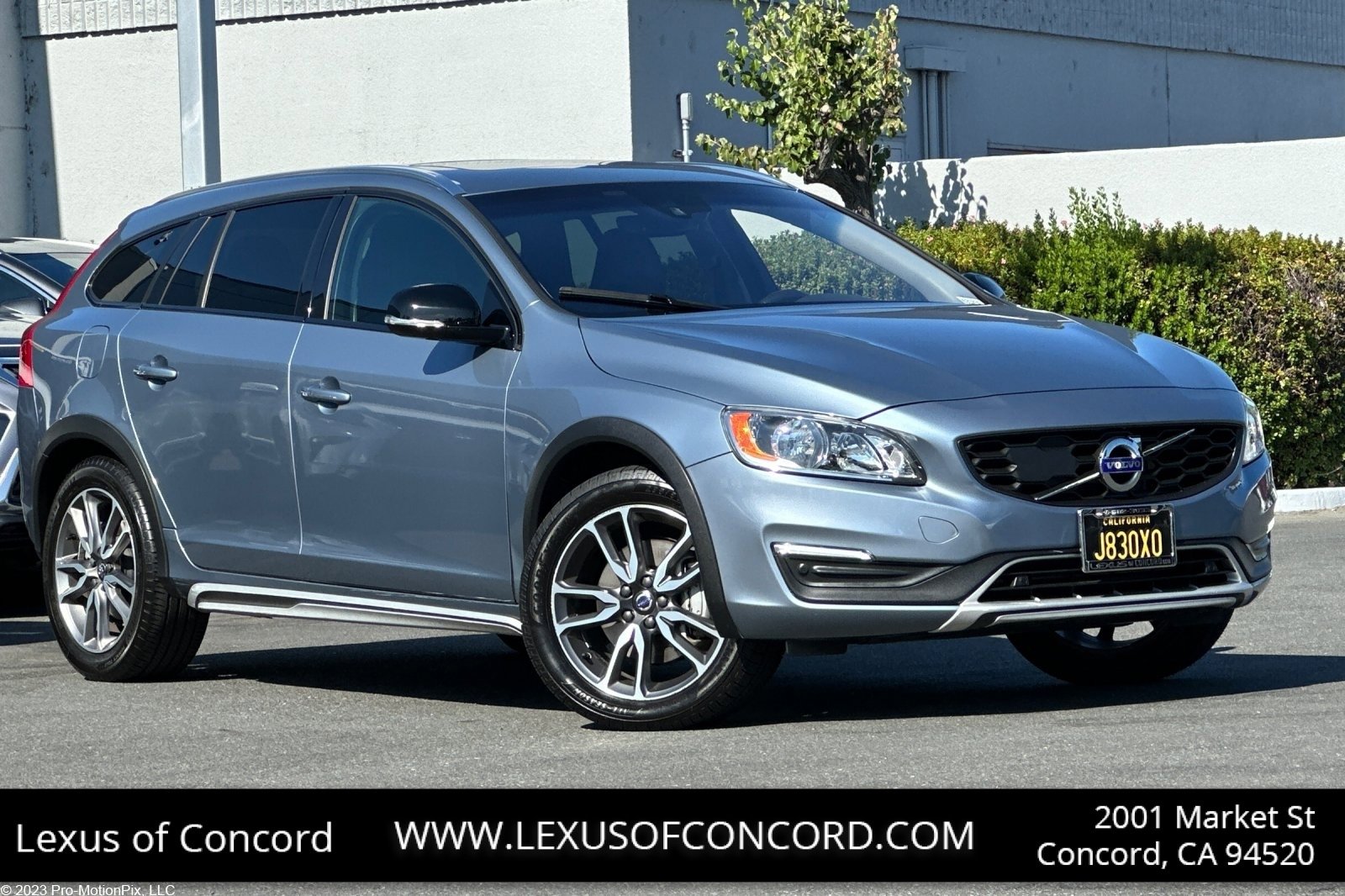 Used 2018 Volvo V60 T5 Cross Country w/ Convenience Package