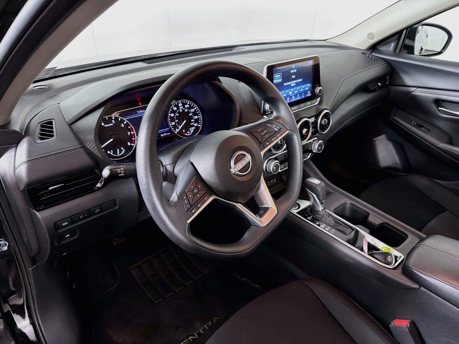 Used 2025 Nissan Sentra SV FWD image 16