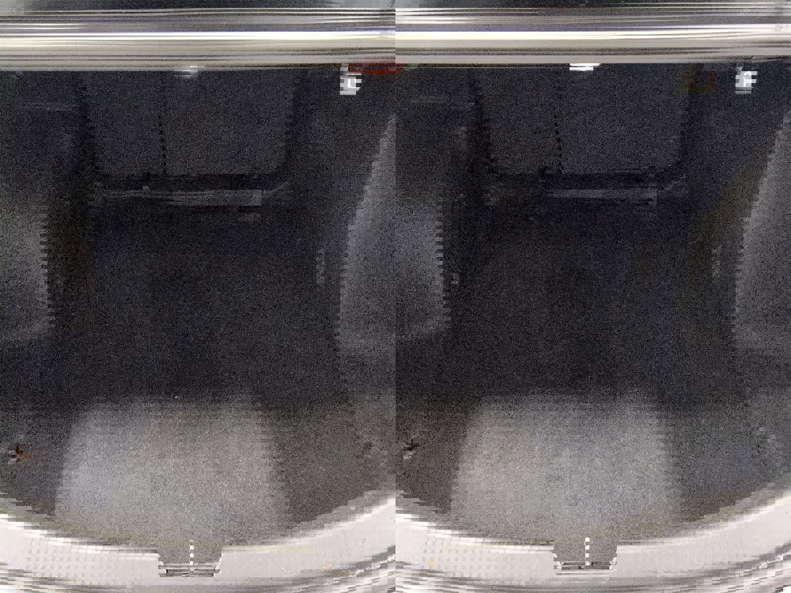 Used 2023 Chevrolet Malibu LT image 34