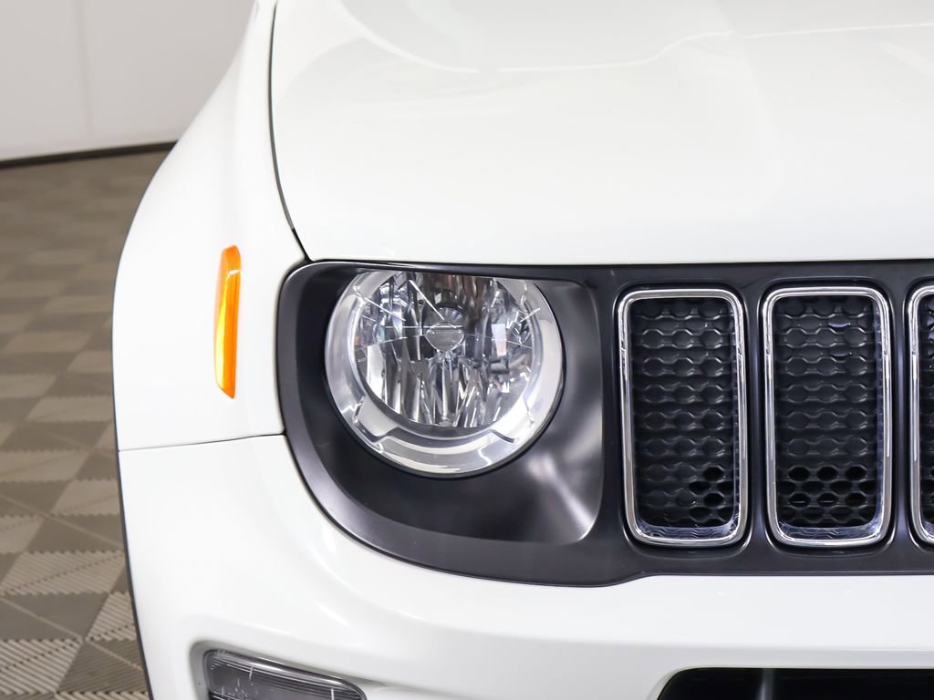 Used 2019 Jeep Renegade Latitude FWD image 10