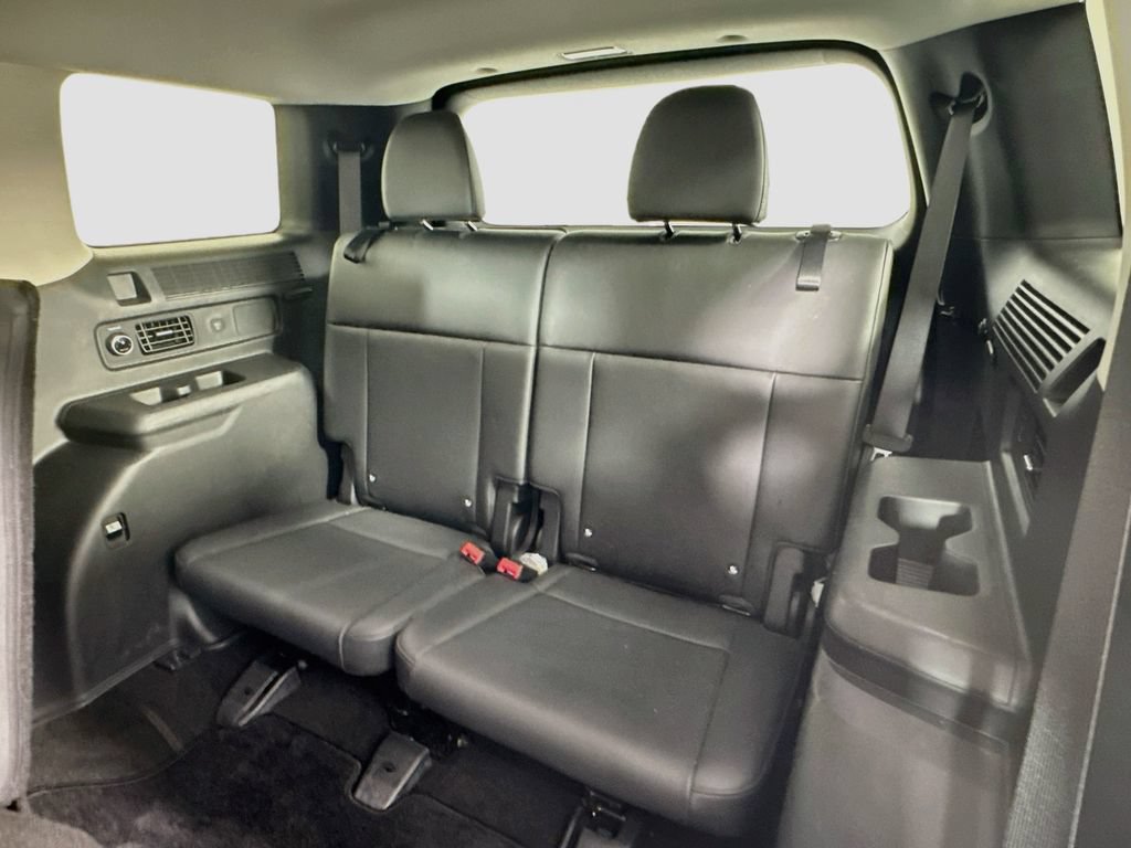 Used 2026 Hyundai Santa Fe SEL FWD image 28