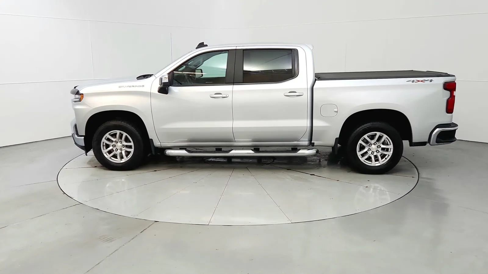 Used 2020 Chevrolet Silverado 1500 LT w/ All-Star Edition image 4