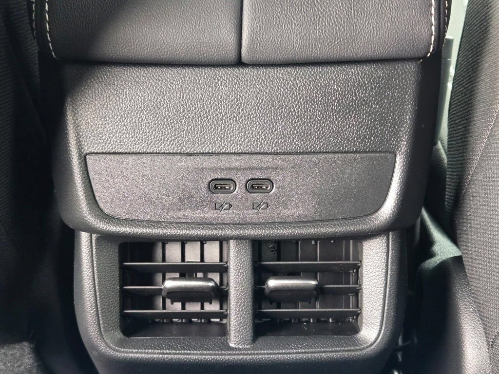 New 2026 GMC Terrain Elevation w/ Black Edition AWD/4WD image 29