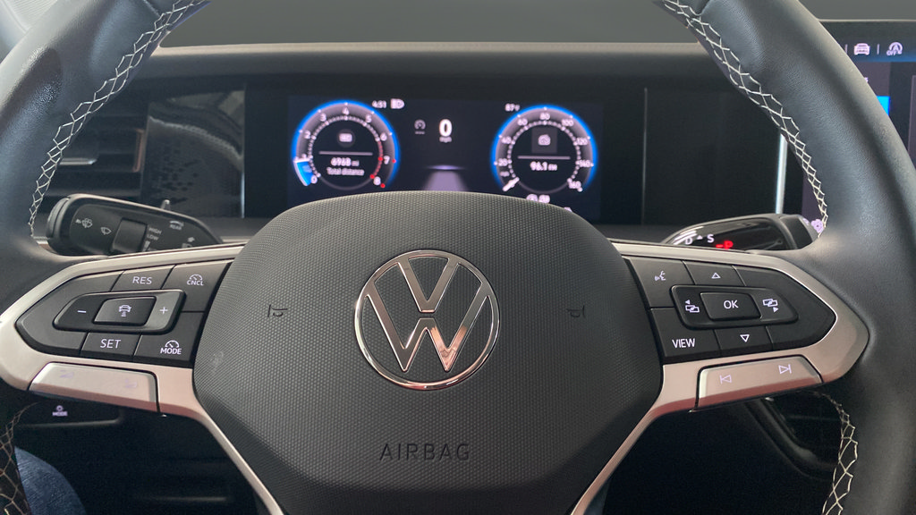 Used 2025 Volkswagen Tiguan S AWD/4WD image 15