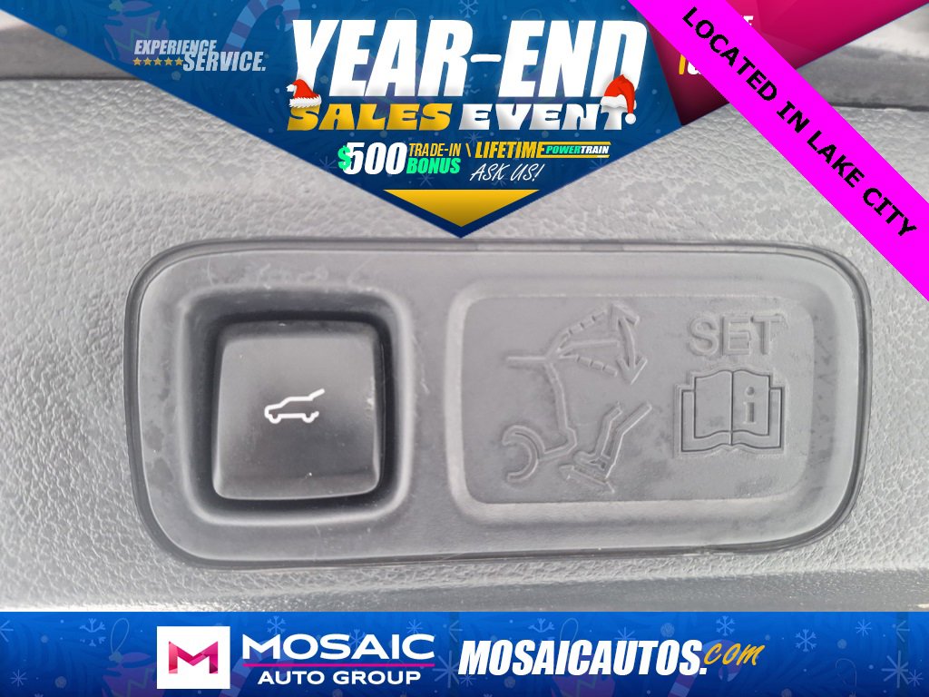 Used 2022 Ford Expedition Max Limited image 34