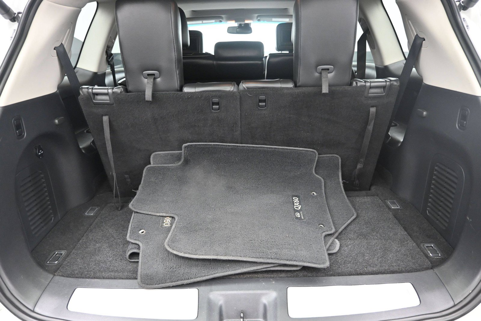 Used 2015 INFINITI QX60 FWD w/ Premium Plus Package image 24
