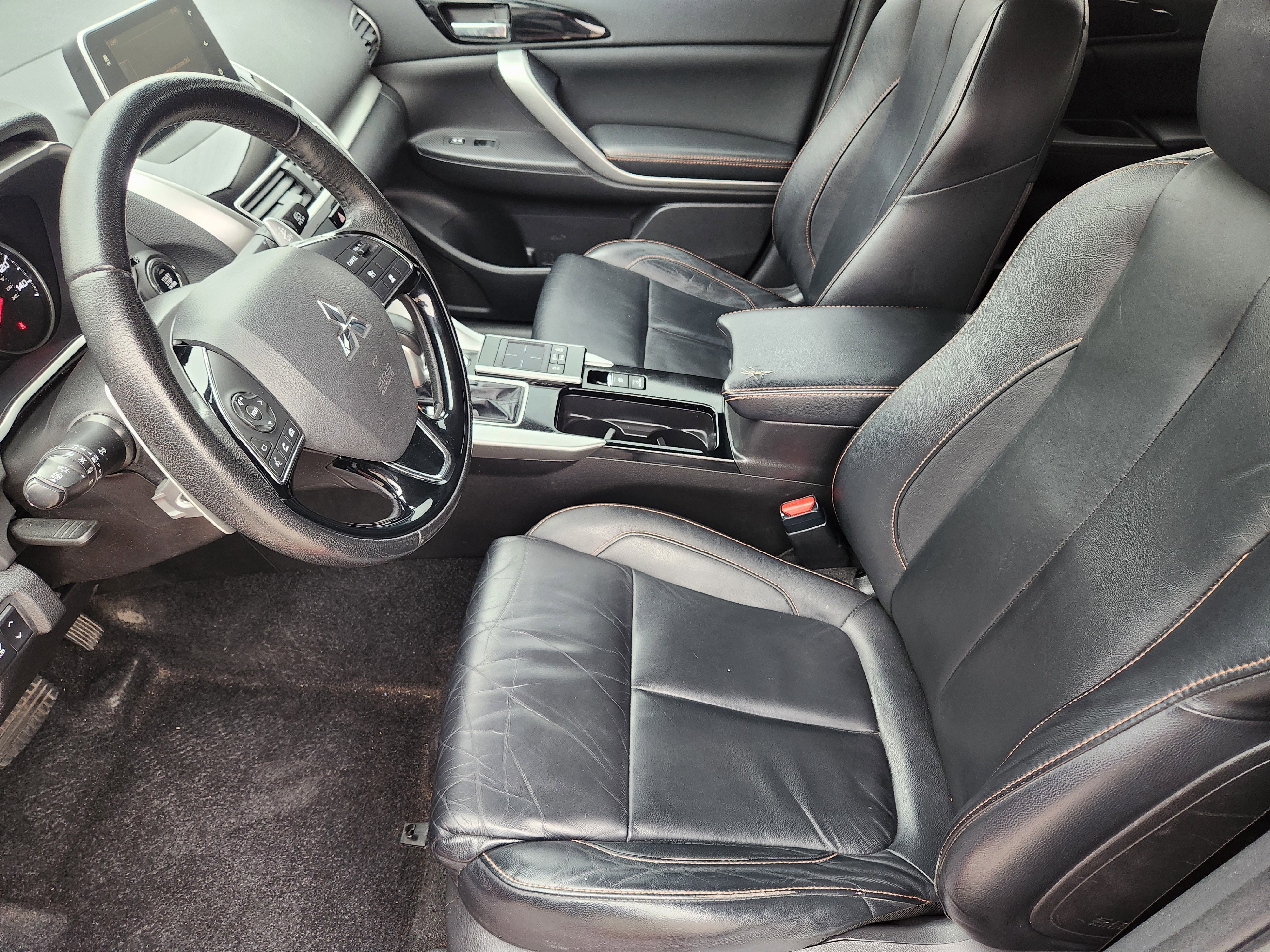 Used 2018 Mitsubishi Eclipse Cross SEL image 13