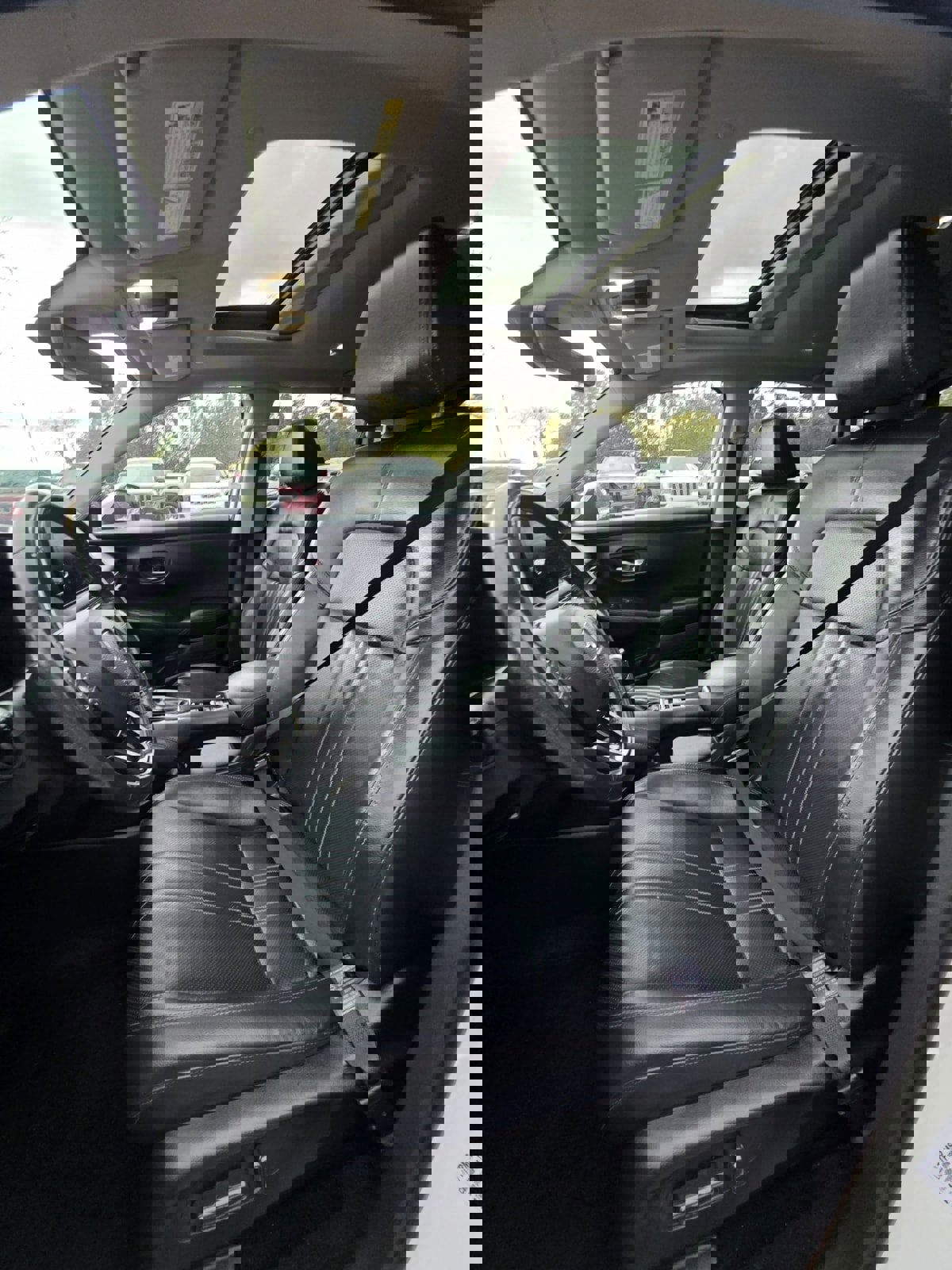 Used 2024 Honda HR-V EX-L image 16