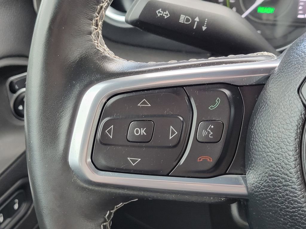 Used 2023 Jeep Wrangler Unlimited Sahara w/ Cold Weather Group image 27