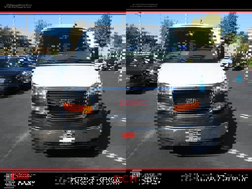 Used 2024 GMC Savana 2500 w/ Driver Convenience Package image 2