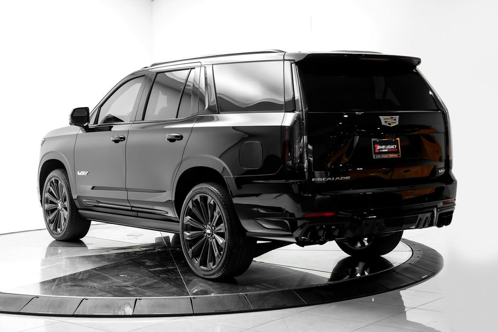 Used 2026 Cadillac Escalade V AWD/4WD image 12