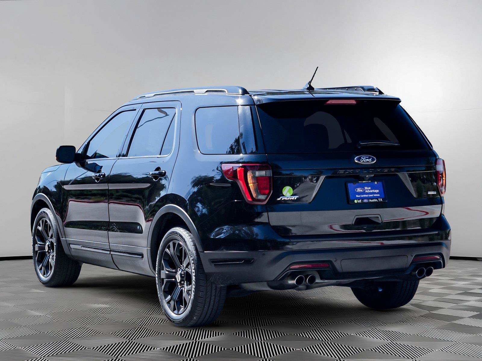 Used 2019 Ford Explorer Sport w/ Equipment Group 401A AWD/4WD image 5